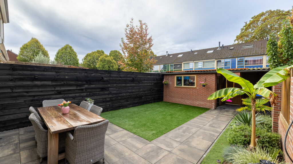 Tussenwoning te koop: Duval Slothouwerstraat 54, Doetinchem