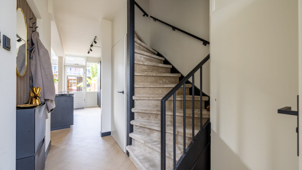 Tussenwoning te koop: Duval Slothouwerstraat 54, Doetinchem