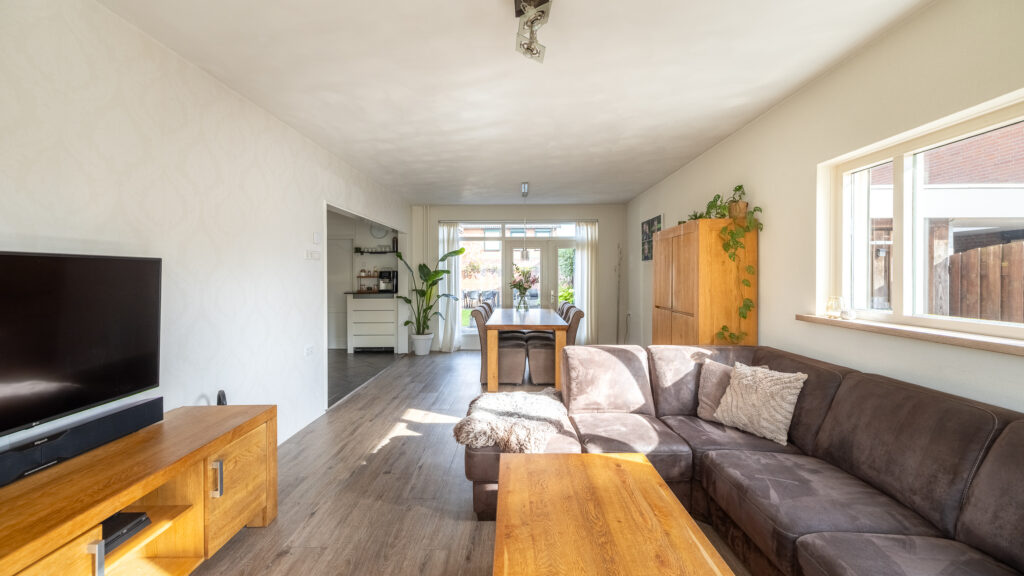Twee-onder-één-kap te koop: Prins Willem-Alexanderstraat 7, Wehl