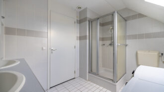 Lathum – Zilvermeeuw 8 – Foto 40